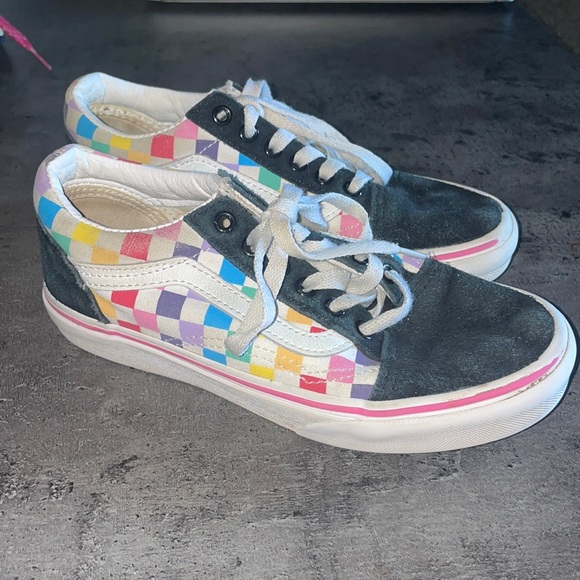 Kids Rainbow Checkered Vans - Picture 1 of 3